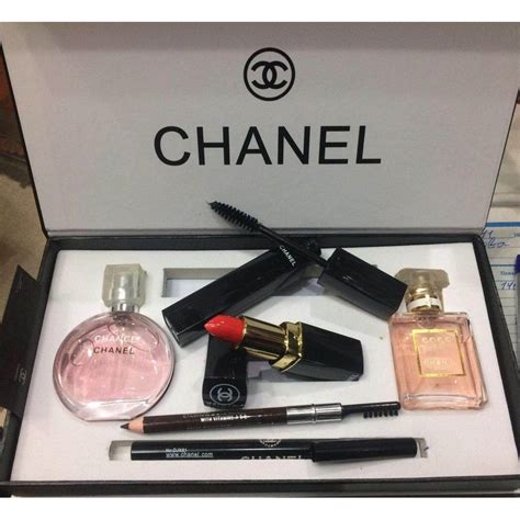 chanel perfume set price|Chanel perfume and lipstick set.